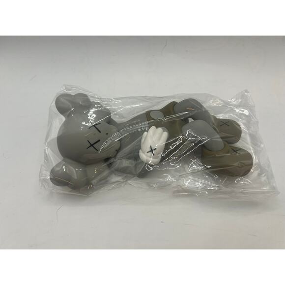 KAWS Statue Home Decoration Resin Art Layind Down 6" Grey Trendy Ornaments - Picture 2 of 2